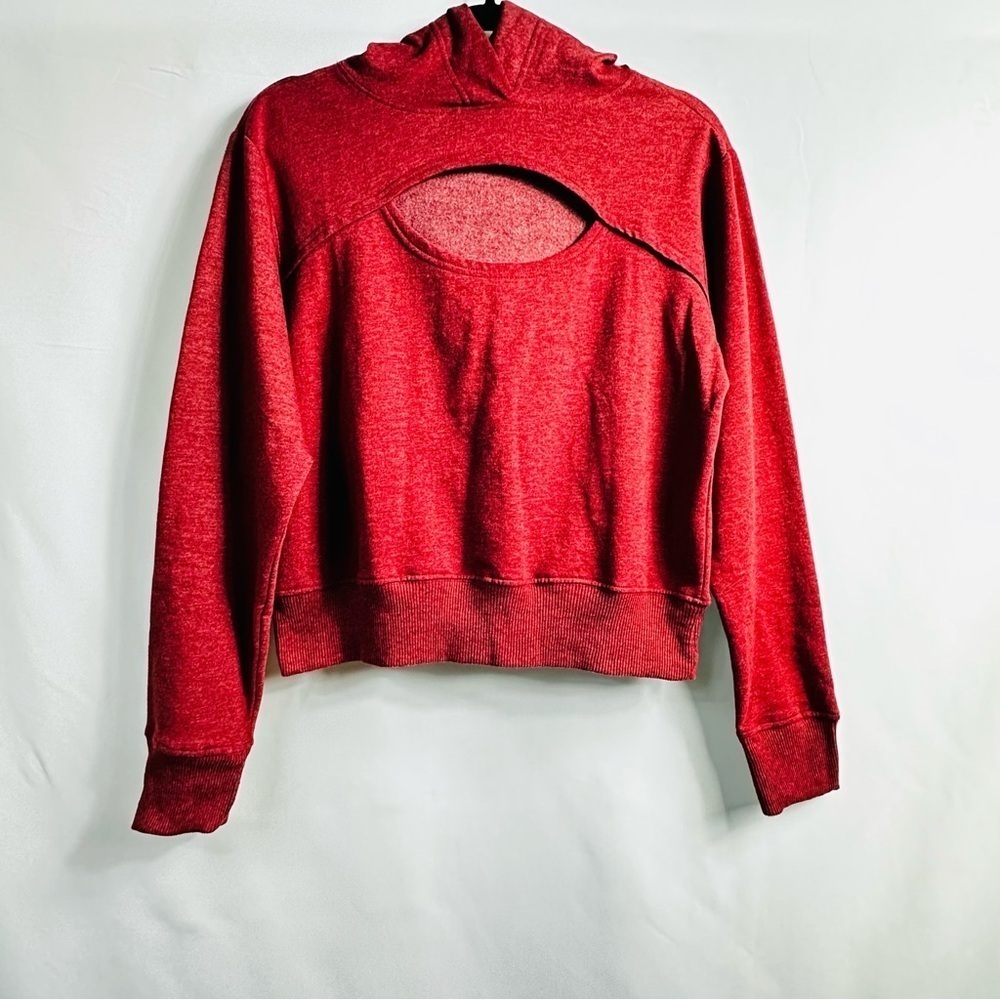 Urban Rebel Women’s Hoodie Maroon Sz Small Cute Fun Flirty Chest Cutout